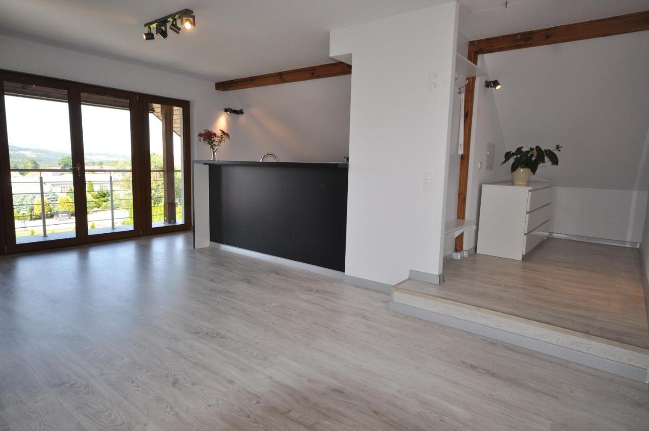شقة Jezow Sudecki  في Apartament Widok Na Karkonosze المظهر الخارجي الصورة